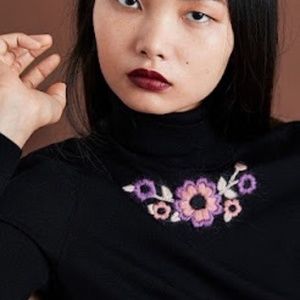 New L’Orla Black Embroidered Flower Merino Wool Roll Neck Sweater Small